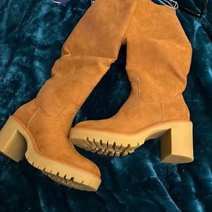Tan chunky heel boot with memory foam insoles